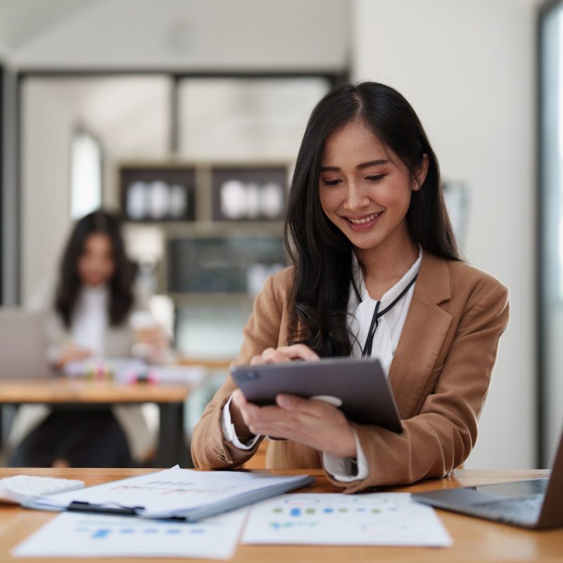 group-of-business-consultant-working-management-big-data-and-analyze-financial-document-of-company.jpg group-of-business-consultant-working-management-big-data-and-analyze-financial-document-of-company.jpg